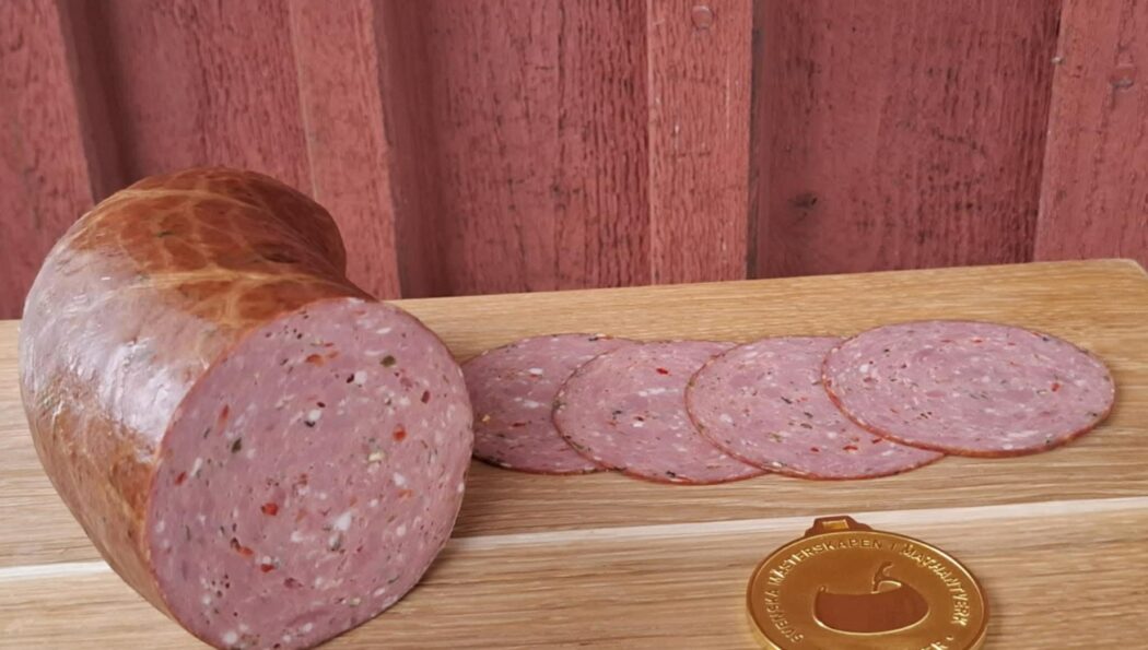 FÅR-TRÄFFLIG PÅLÄGGSKORV MED ROSMARIN