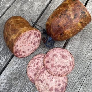 Påläggskorv med nöttunga